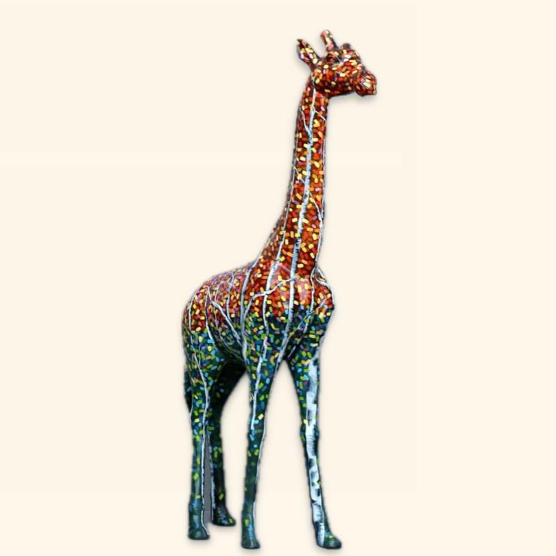 פסל גירפה בפופ ארט