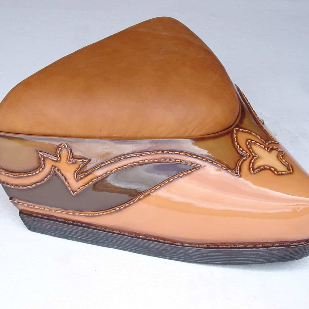 הדום מגף עור