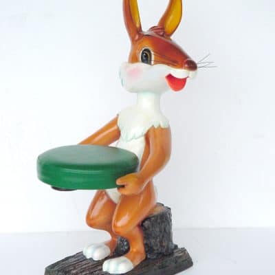 כיסא בצורת ארנב