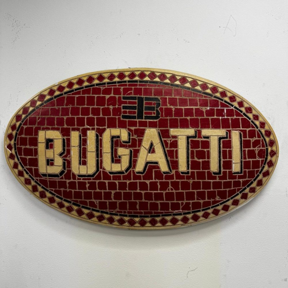 שלט פסיפס בוגטי